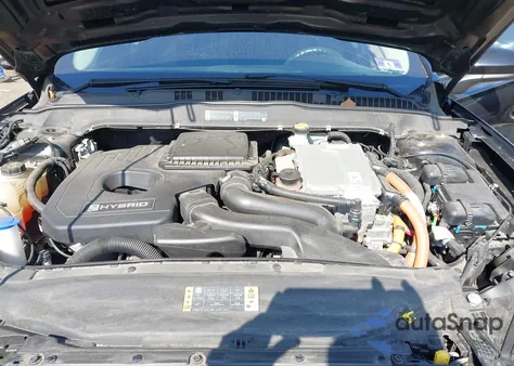 2019 Ford Fusion Hybrid Se z USA, uszkodzony, nr VIN 3FA6P0LU6KR158498